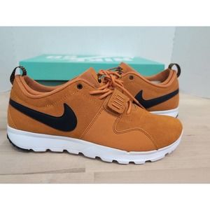 NIB NIKE SB Trainerendor L Sunset Orange 806309 741 SIZE 10.5